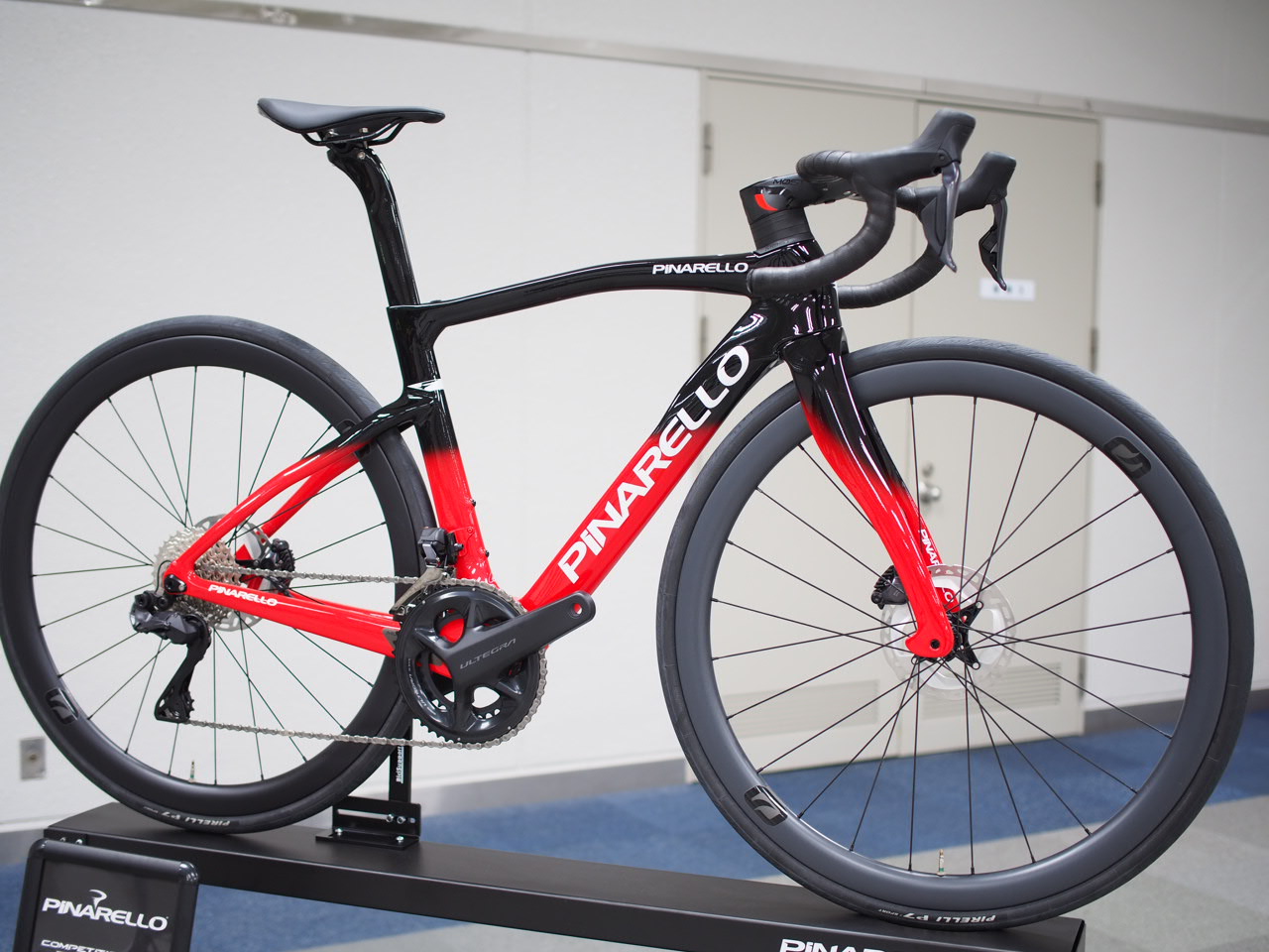 PINARELLO (ピナレロ) F7 DISK ULTEGRA Di2 MOST ULTRAFAST 完成車 2025 FASTEST RED