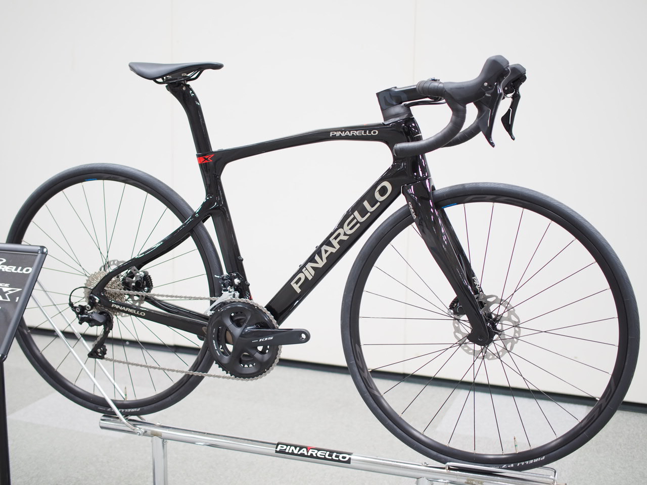 PINARELLO (ピナレロ) X1 DISK 105 メカニカル 12s 完成車 2025 ブラック