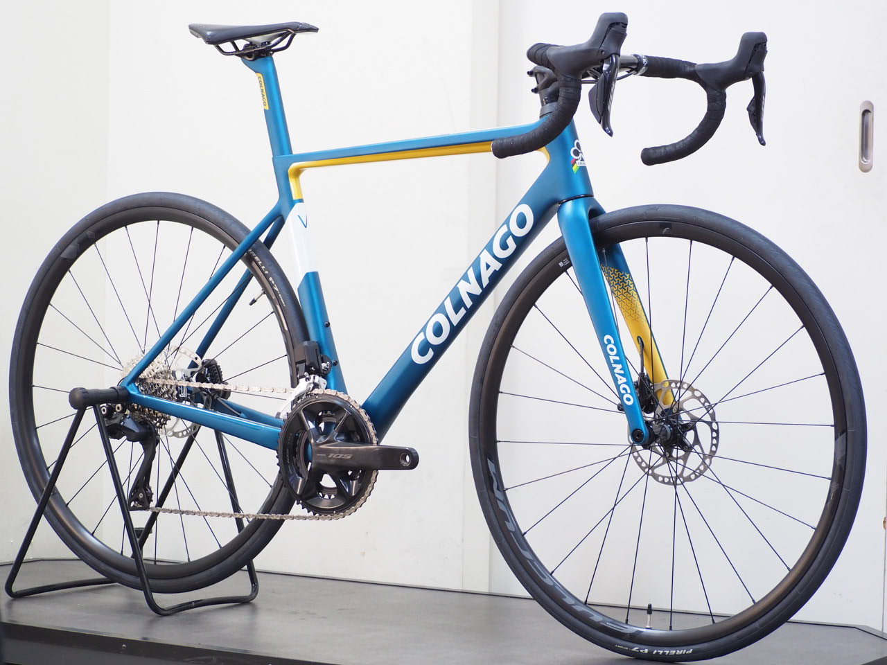 COLNAGO V3 105 Di2 アウトレット車